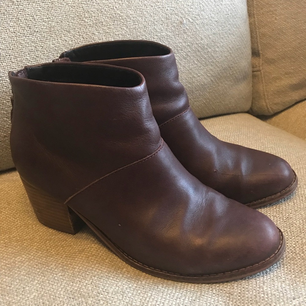 TOMS BOOTIES
